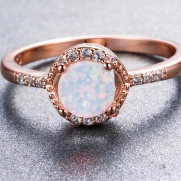 Farah Jewelry Jewelry - Fire Opal 18k rose gold Ring